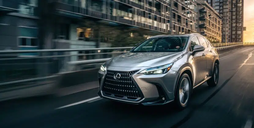 lexus-2024-nx-350h-ultra-premium-atomic-silver-driving-m