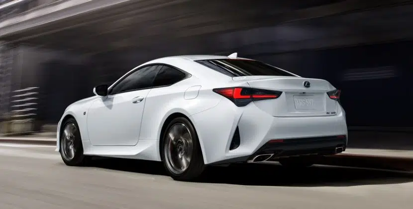 lexus-2024-rc-300-fsport-ultra-white-rear-m