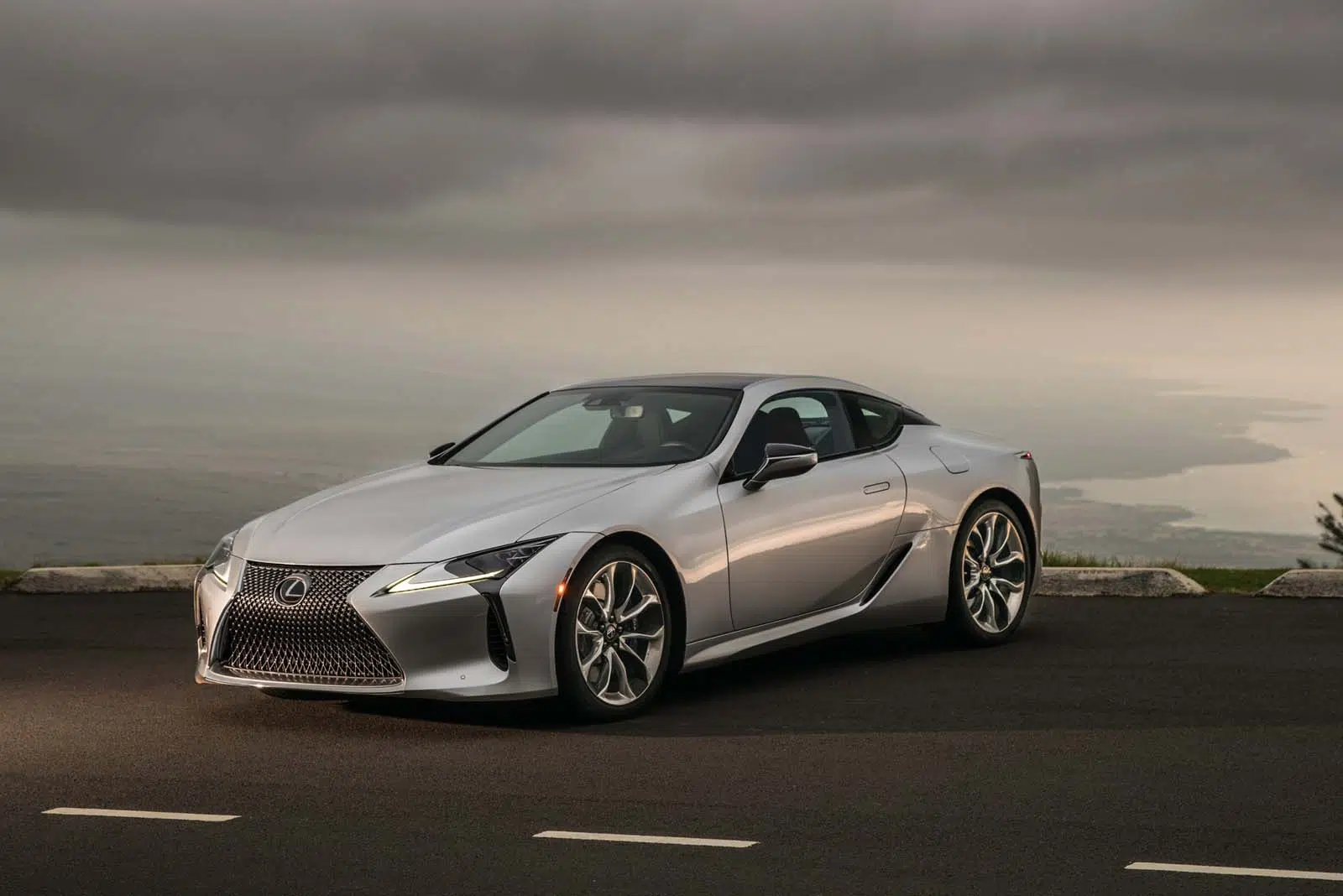 Lexus-LC-2022-4-1