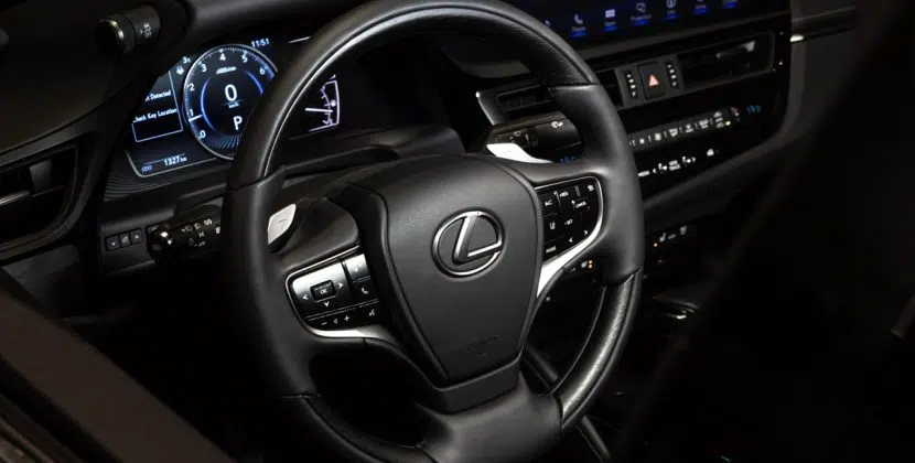 lexus-2025-es-250-interior-black-nuluxe-m