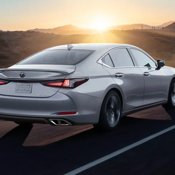 lexus-2025-es-350-ultra-luxury-iridium-rear-m