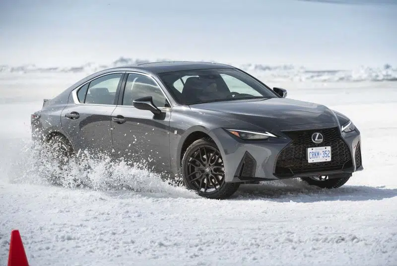 Lexus_Winter_Event-4-800×536