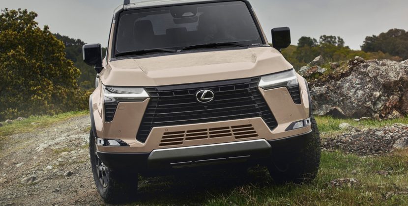 lexus-2025-gx-550-overtrail-earth-black-roof-front-m