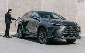 lexus-2025-nx-450h-plus-executive-cloudburst-grey-m