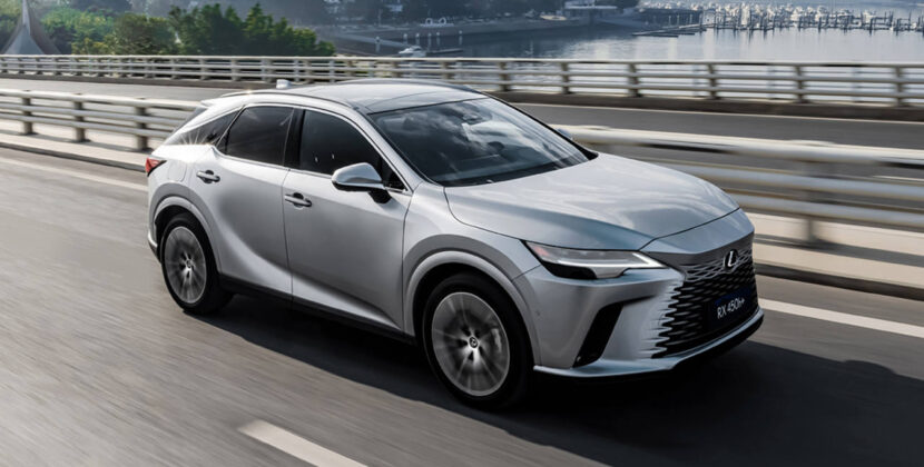 lexus-2026-gallery-rx450h-plus-executive-iridium-driving