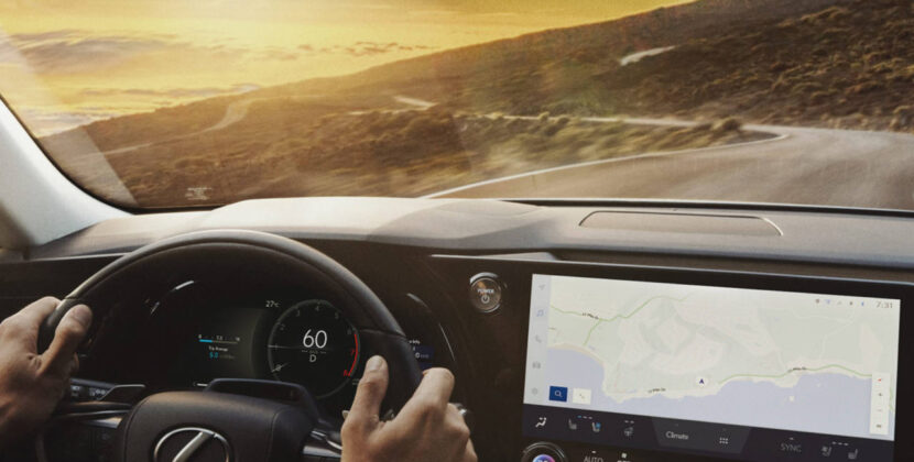 lexus-2026-gallery-rx450h-plus-executive-macadamia-interior-display