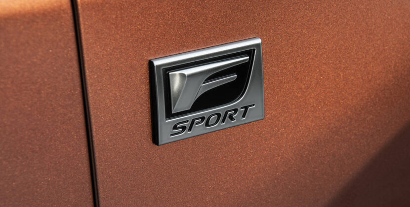 lexus-2026-gallery-rx500h-f-sport-performance-copper-crest-badge