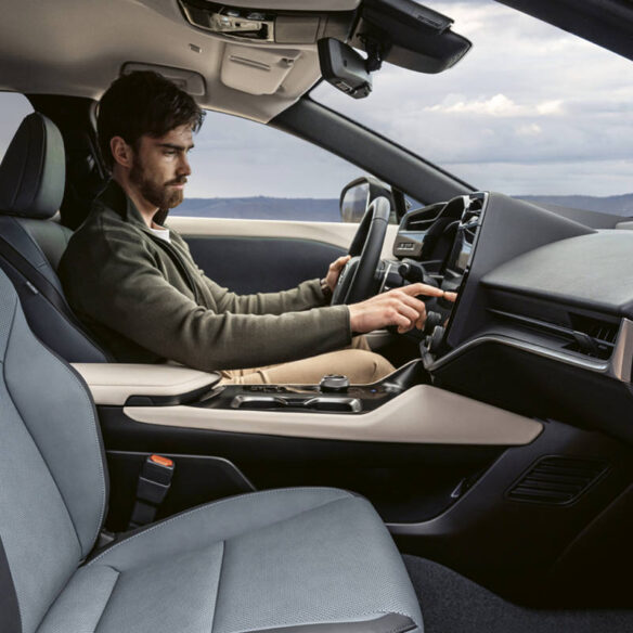 lexus-2026-rz-450e-luxury-interior-thunderstorm-nuluxe-driving