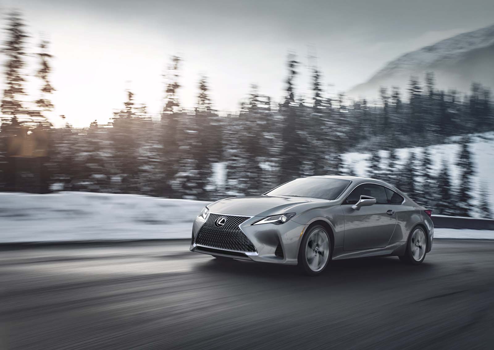 Lexus RC 2022 – Le coupé Lexus 2022 qui fait tourner des têtes !