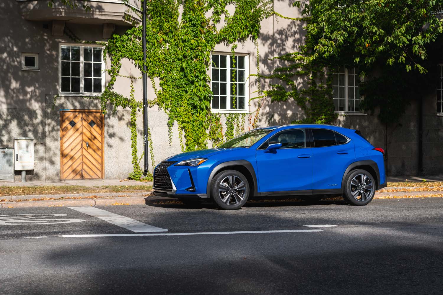 Lexus UX 250h 2022 : Plus de technologies, même efficacité