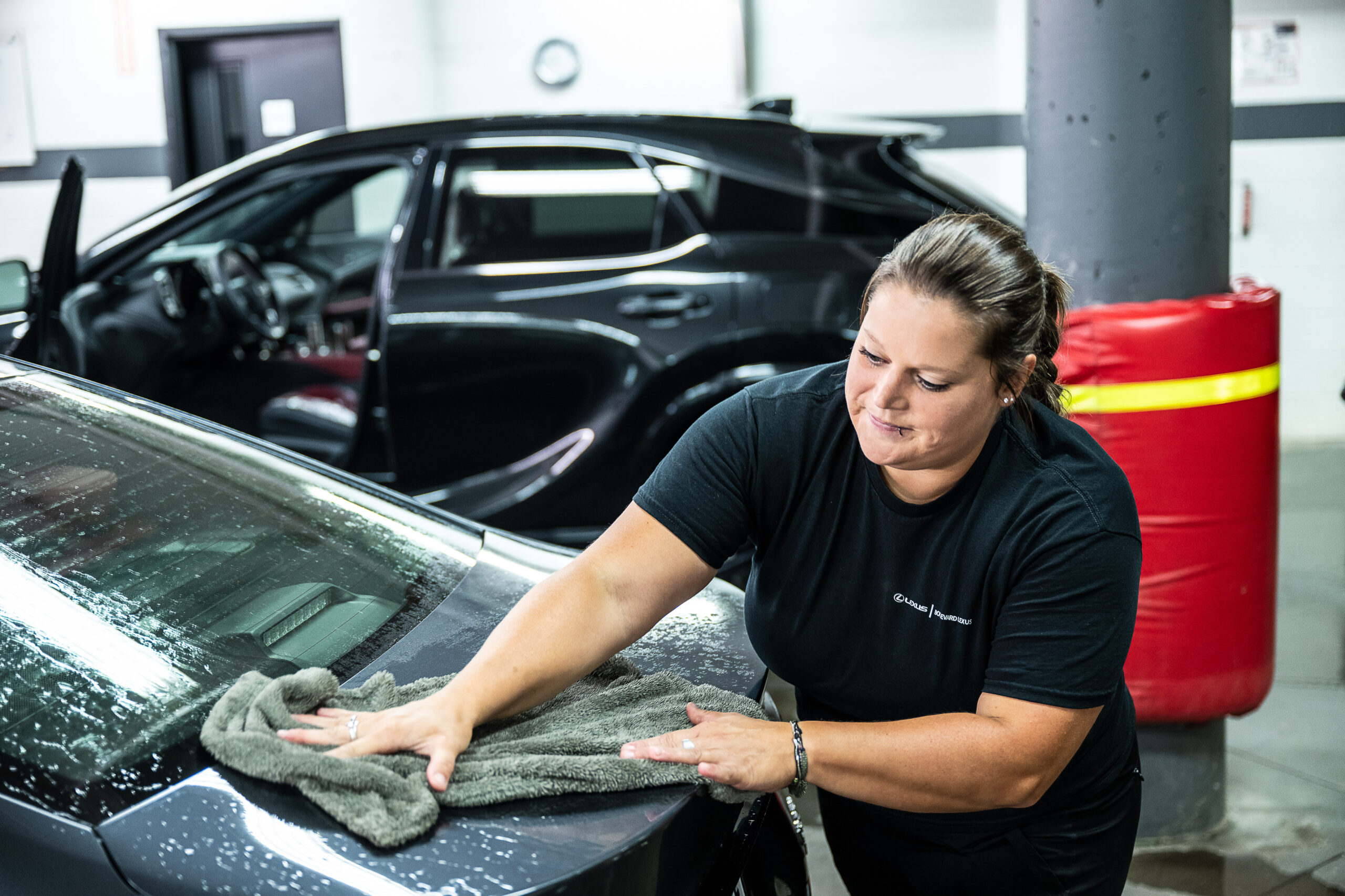 Préparer votre Lexus pour l’automne : pourquoi un service esthétique est essentiel